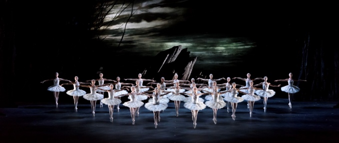 ROYAL BALLET & OPERA: Swan Lake 